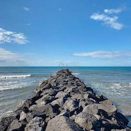Maison Rayon Du Soleil Dans Privee Avec Piscine
