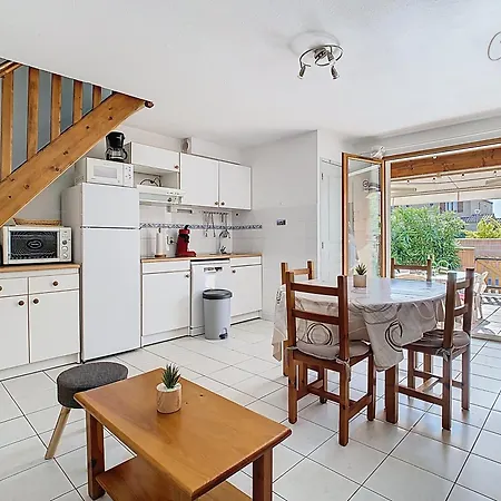 Maison Rayon Du Soleil Dans Privee Avec Piscine